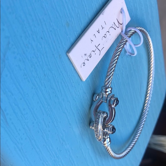 Mia Fiore Bracelet - Picture 3 of 3